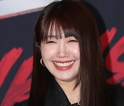 [포토S] 정은지, '너무 웃겨서'