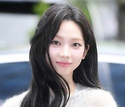 [TD포토] 에스파 카리나 '매일 보고싶은 아름다움'