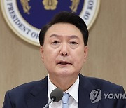 尹 "대통령인 저부터 잘못…국민 뜻 잘 받들지 못해 죄송"(종합2보)