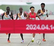 '이젠 달리기까지?' 중국 마라톤 대회, '승부 조작' 논란에 휩싸이다