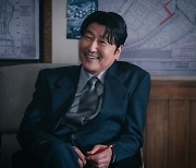 ‘삼식이 삼촌’ 송강호 “신인의 자세로…한 번도 못 보여준 캐릭터”