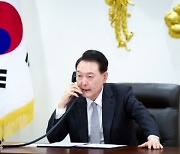 尹-기시다 15분 통화…"한미일 협력 통해 역내 평화·번영 기여"
