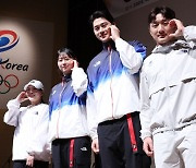 ‘동해 쪽색’ 재킷 ‘태극기 빨강’ 벨트… 파리올림픽 대표팀 장비 공개
