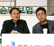 안준호 감독-서동철 코치, 플레이오프 직관 [포토]