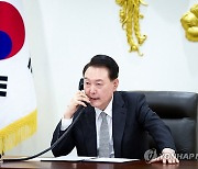 윤석열 대통령, 기시다 후미오 일본 총리와 전화 통화