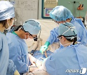 서울아산병원, 한 해 장기이식 20% 담당…2만5000명에 새 삶