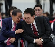 尹·홍준표, 이틀 전 만찬 회동…총리 제안설 '사실무근' [종합]