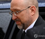 "패배시 3차 대전"…美하원 압박하는 우크라