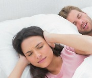 [김태열의 생생건강S펜] '수면이혼' 부르는 '코골이 남편'에게 생길 수 있는 '31가지 질환'