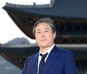 "남의 나라? 자격 고민 NO"…박찬욱 감독이 '베트남 역사' 다룬 이유 (엑's 현장)[종합]