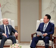 尹, 한미 재계회의 위원장 접견…"한국 투자 관심 가져달라"