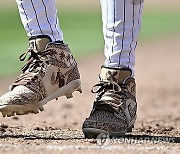 Padres Tatis Swaggy Cleats Baseball