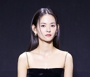 [ET포토] 김윤혜, '시원하게 드러낸 어깨'