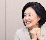 총리설 박영선 "중요한 시기, 협치가 긴요" 의미심장 발언