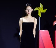 [포토] 김윤혜, '블랙 드레스로 우아하게~'