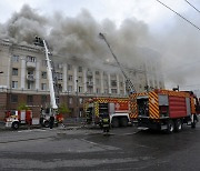 러시아, 우크라 중남부에 폭격…어린이 2명 포함 8명 사망