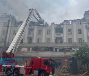 러, 우크라 중남부 폭격해 어린이 2명 포함 8명 사망