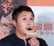 SBS 측 "'정글밥' 김병만 아이디어 아냐, 류수영 요리에 영감 얻어" [공식]