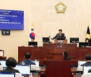 [동정] 안병구 밀양시장, 시의회서 취임 인사