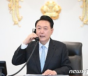 TK·PK 여권 핵심 지지층 '흔들'…尹대통령 지지율, 취임 후 최저치 23%