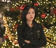 [SC이슈]'김수현♥김지원', 해피엔딩 가나요? '봉숭아 꽃물→미리 크리스마스' 떡밥 나왔다!(눈물의 여왕)