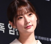 김새론, 연극 복귀 무산 후 SNS 글 '빛삭'…"힘든데 그만들 좀"