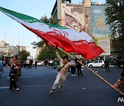 "이란, 이스라엘 공격 탐지 못 해 방공망 손상…미사일도 발사"
