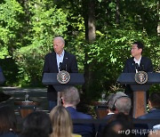 尹, 올해 G7 정상회의 초청 왜 못받았나? 7년전에도…