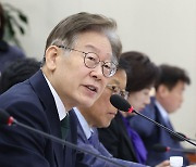 [사설] 해안포 열고 ‘남반부 점령’ 외치는데 “북 억압 말라”니