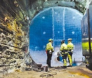 40년 로드맵 세워 지하 420m 봉인…핀란드, 세계 첫 방폐장 건설