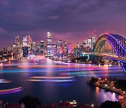 호주 최대 빛 축제 ‘비비드 시드니’ 모두투어 기획전