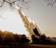 북, 단거리탄도미사일 발사…군산 공군기지 겨냥 초대형방사포 가능성(종합2보)