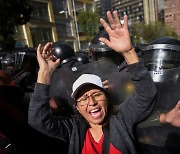 [포토] 볼리비아 선생들 정년법 반대 시위