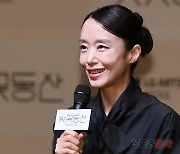 전도연, 27년 만에  '벚꽃동산'  연극 무대 도전