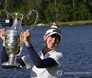 '진짜 폼 미쳤다' 코르다, 압도적인 기세.. LPGA 5개 대회 연속 우승