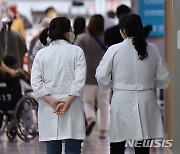 "주 1회 휴진" 확산 일로…서울대·아산병원 교수들 결의(종합2보)