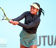 '필리핀 여자 테니스의 새 역사' 알렉산드라 이알라, 생애 첫 WTA 1000 등급 승리