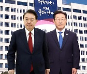 '영수회담' 의제 조율 난항...이재명 "채상병 특검 통과"