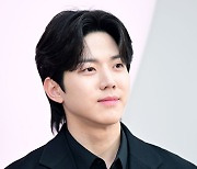 데이식스 도운, '훈훈한 미소와 함께' [사진]