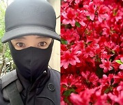 '53세' 김혜수, 마스크로 못 숨기는 미모…"누가 꽃이야"