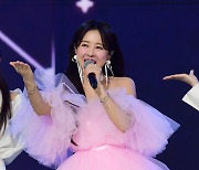 은가은, '함께 봉사하고 싶은 여자 트로트 가수' 1위…김다현 2위[TEN차트]