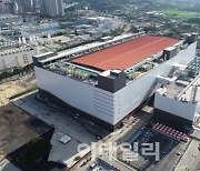 "D램·낸드 훨훨" 1Q 깜짝실적 K반도체…'역대급 투자'로 1위 지킨다
