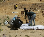美, 이스라엘에 가자지구 '집단 묘지' 설명 요구…"투명한 조사도 필요"