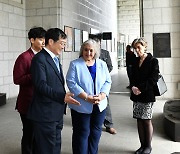 그리스 외교차관, 전쟁기념관 방문…"동질감 느껴 6·25 참전"