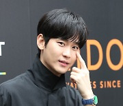 [E포토] 김수현, '오늘은 눈물의 왕자'