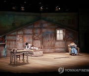 2인극으로 전개되는 뮤지컬 '버지니아 울프'