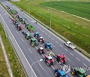 POLAND FARMERS PROTES