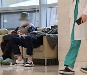 “예약 취소 전화, 간호사 시키지 마세요”…의대 교수 집단휴진에 내부 불만 폭발