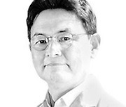 [이익주의 고려, 또 다른 500년] 소문난 효자, 페미니스트, 100세 넘겨 고려 최장수…