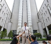 '의대 증원 취소' 대학총장 상대 가처분 관련 재판 마친 이병철 변호사